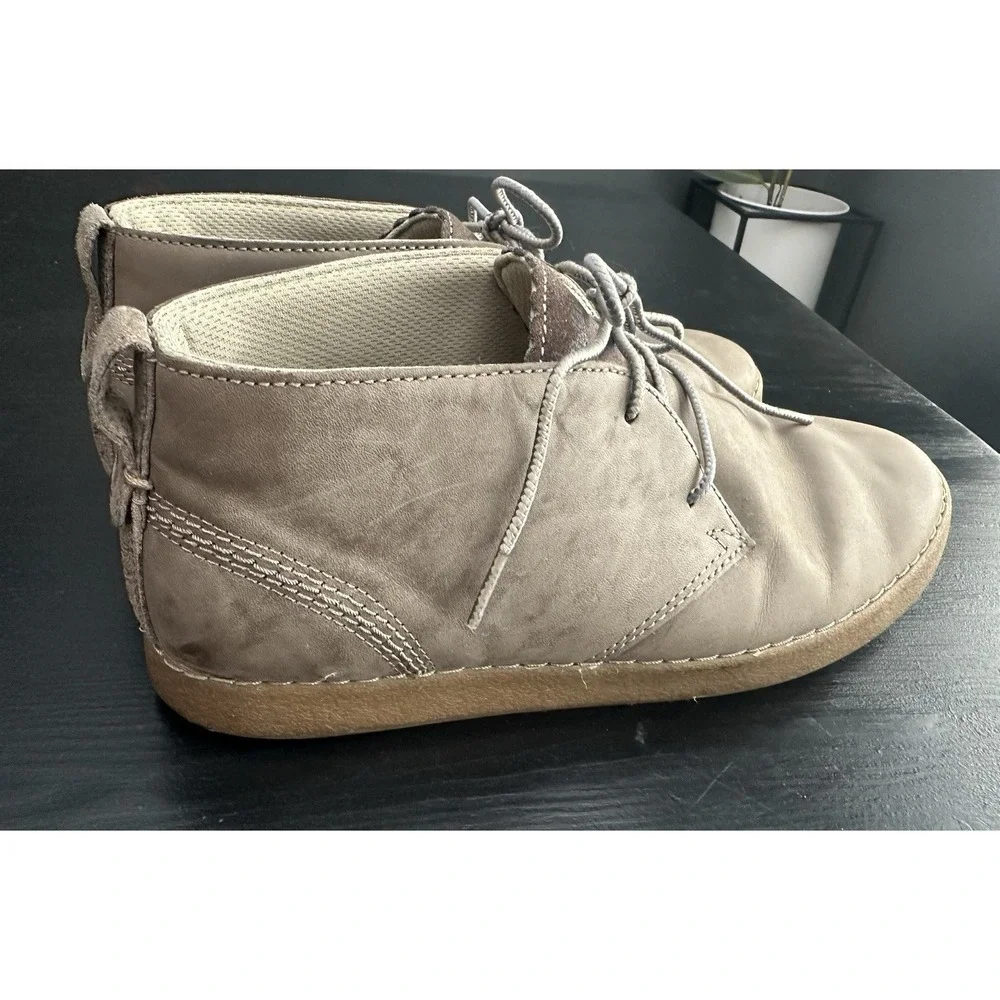Olukai Men's Brown Chukka Boots‎ Size 8